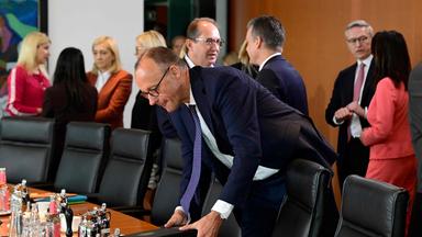 Merz spricht von Wende und noch viel Arbeit