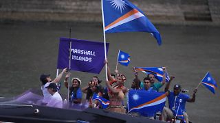 "Letzte Nation ohne Fußballteam" bestreitet historisches Debüt