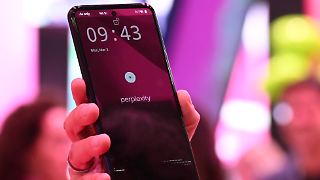 Telekom geht mit g&uuml;nstigem KI-Phone andere Wege