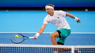Zverev trotzt fürs Halbfinale Schwindel und Atemnot