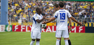 Schalke-Spieler offenbar von Fans beleidigt – und mit Gegenstand beworfen