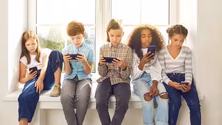 Soziale Medien für Kinder unter 13 verbieten: Kann das funktionieren?