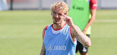 Tief enttäuscht entscheidet er sich für den FC Bayern – die Woltemade-Tagebücher