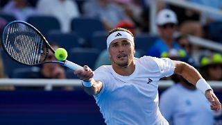 Alexander Zverev holt sich professionelle Hilfe