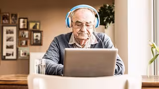 Vertraute Stimmen gegen die Einsamkeit im Alter