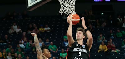 Wagner überragt – Deutschland startet mit Kantersieg in die Basketball-EM