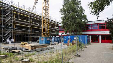 Volle Baustellen in den Sommerferien