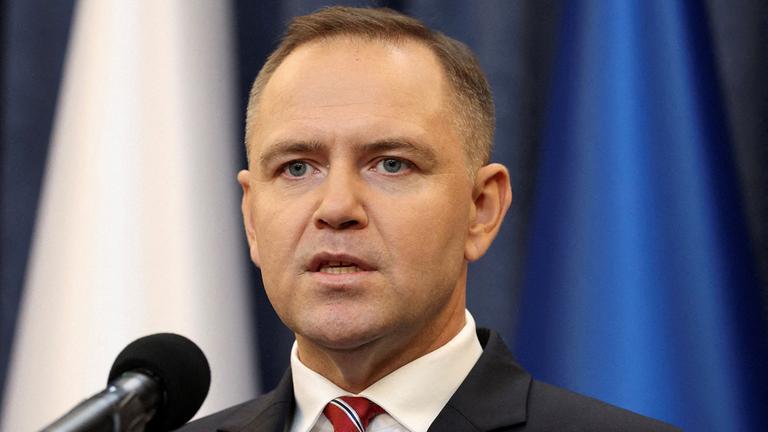 Nawrockis Blockade-Politik trifft nun Geflüchtete