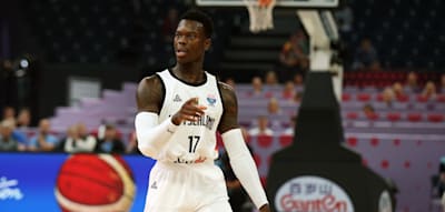 Deutsche Basketballer trotzen nächtlichem Feueralarm – Souveräner Sieg gegen Schweden