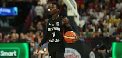 Deutscher Kapitän rassistisch angefeindet – Schröder berichtet von Affengeräuschen