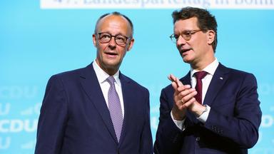 Zur Schau gestellte Männerfreundschaft 