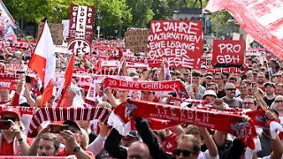 1. FC Köln beklagt Verzögerungstaktik der Stadt: Große Fan-Demo