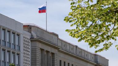 Geheimdienste warnen vor russischen Anwerbeversuchen