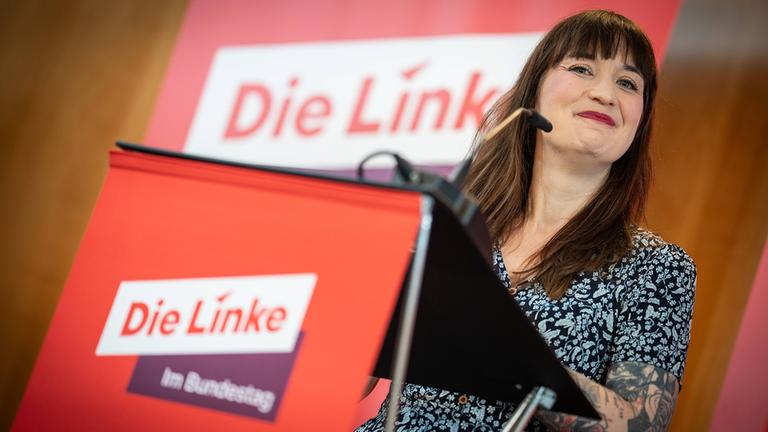 Kämpferisch gegen den "Herbst der Grausamkeiten"