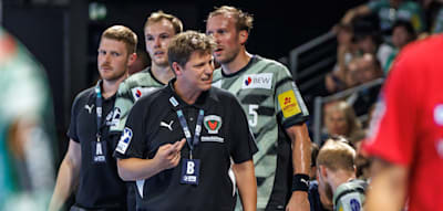 Debakel im Spitzenspiel – Füchse-Boss Hanning verspottet und ausgepfiffen