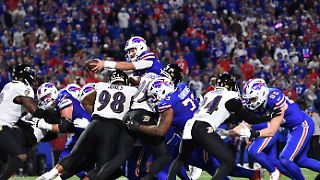Bills liefern irre Comeback-Show - und "bestrafen" eigene Fans
