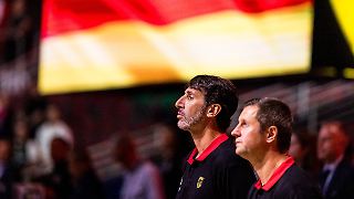 Geschwächter Körper zwingt Bundestrainer Mumbru in die zweite Reihe