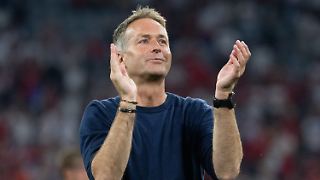 Eine extremere Trainerwende konnte Bayer Leverkusen nicht vornehmen