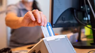 Experten gegen Basistarife für Kassenpatienten