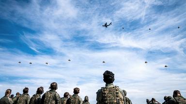 Wie schützt sich die NATO vor Angriffen aus Russland?