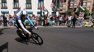 Vuelta streicht Zeitfahren zusammen und fürchtet um Schlussetappe