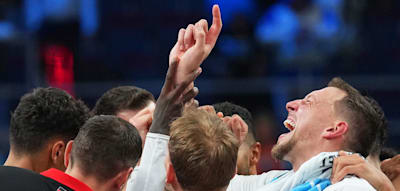 Dieses Team bimst uns mit dem Holzhammer ein, was Mannschaftssport ausmacht