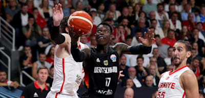 Deutschland gewinnt dramatisches Endspiel und ist Europameister