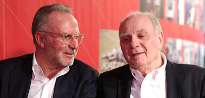 Rummenigge widerspricht Hoeneß