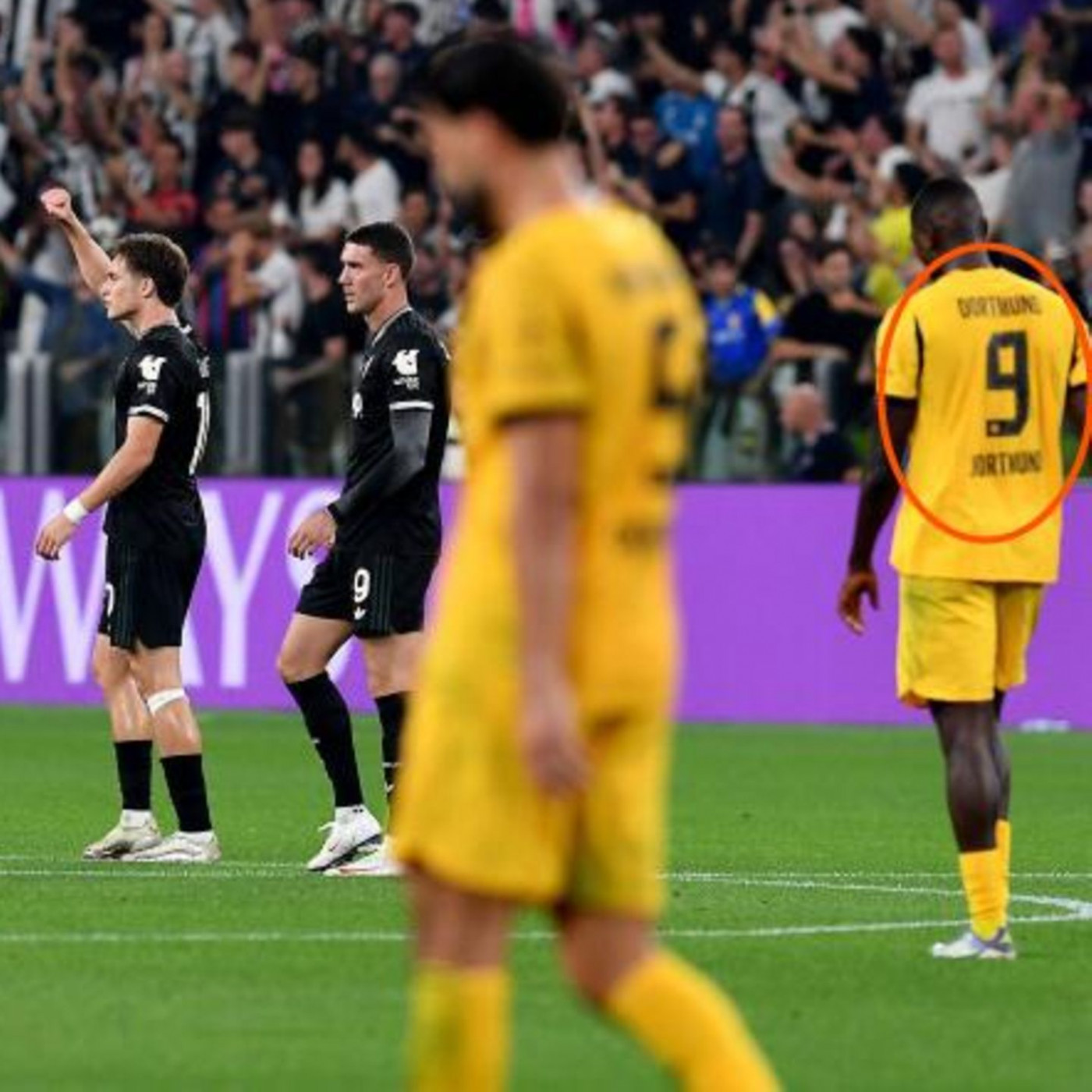 Rätselraten um seltsamen Schriftzug auf Guirassys Trikot