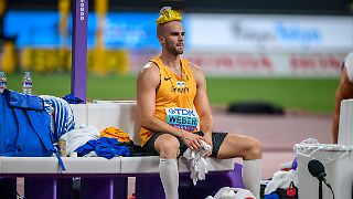 Goldfavorit Weber erledigt erste Aufgabe, um Fluch zu brechen