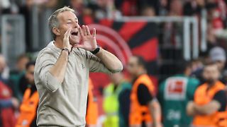 Bayers neuer Trainer tritt eine "seltsame" Reise an