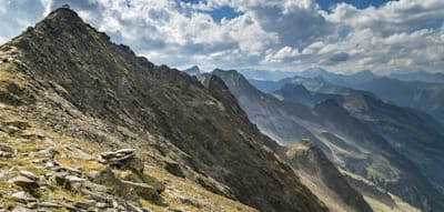 Deutscher Extrem-Bergsteiger seit über einer Woche in den Alpen verschollen