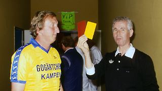 Die beliebteste "Pfeife der Nation" brachte Fußballstars aus der Fassung