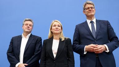Schnieder schraubt Pünktlichkeitsziele der Bahn zurück