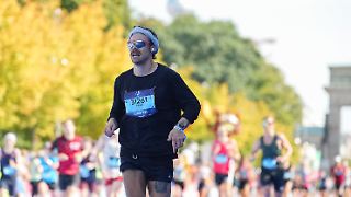 Pop-Idol läuft bei Berlin-Marathon inkognito beeindruckende Zeit