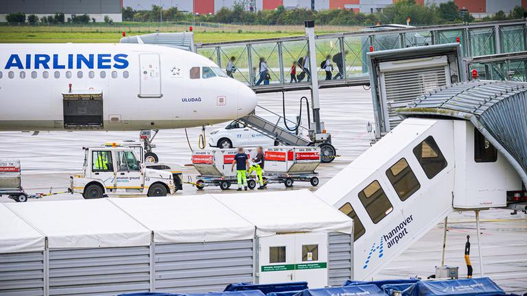 Afghanen reisen nach erfolgreicher Klage ein 