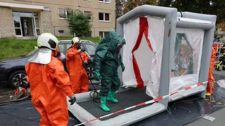 Gefahrguteinsatz in Wohnblock in Aue Bad-Schlema