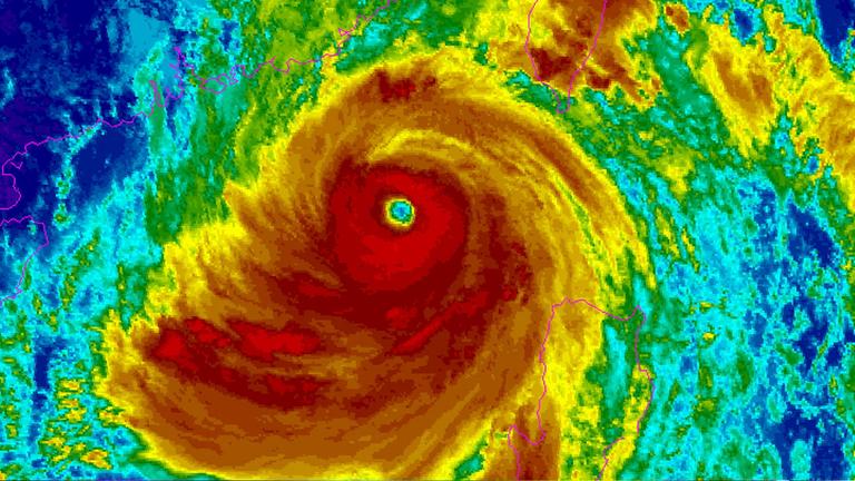 China bereitet sich auf Super-Taifun "Ragasa" vor