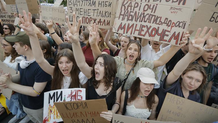 Wie Aktivisten in der Ukraine gegen Korruption kämpfen