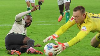 Karl Hein fliegt ins Rampenlicht - und bald wieder aus dem Tor