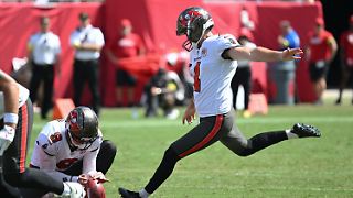 McLaughlin schießt das Ei weiter als jeder NFL-Profi vor ihm