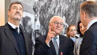 Trennung und Einheit - Steinmeier besucht Mödlareuth