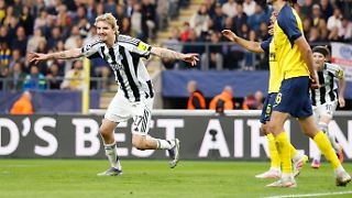 Woltemades Hacken-Tor leitet Newcastles klaren Sieg ein