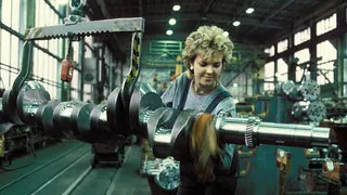 Neues Sachbuch zeigt, wie die DDR Frauen bis heute prägt