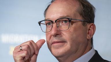 Dobrindt sieht "Anfang eines Prozesses"
