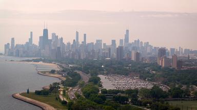 Chicago wehrt sich mit Klage und Verbotszonen