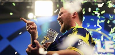 Luke Littler deklassiert Luke Humphries und verpasst nur den Neun-Darter