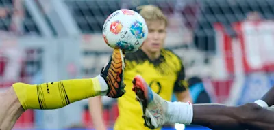 Sky schlägt DAZN am neuen TV-Samstag