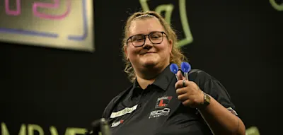 Die Frau, die Superstar Luke Littler geschlagen hat