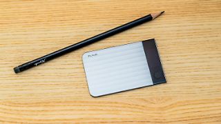 Dieses d&uuml;nne KI-Diktierger&auml;t spart wertvolle Zeit